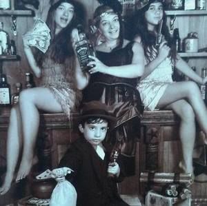 Meet your Posher, Laliana